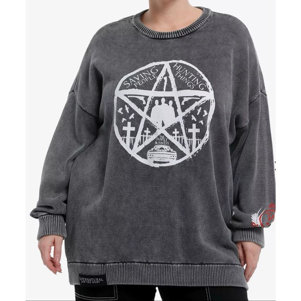 Hot Topic Supernatural Pentagram Wings Girls Oversized Sweater Plus Size 2 Nwot